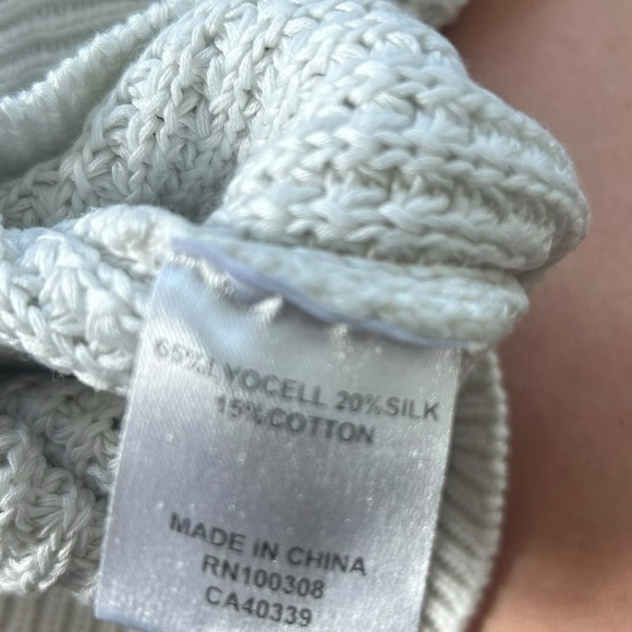 PETER MILLAR KENNEDY WAFFLE STITCH POPOVER SWEATER Size Small - Picture 12 of 13